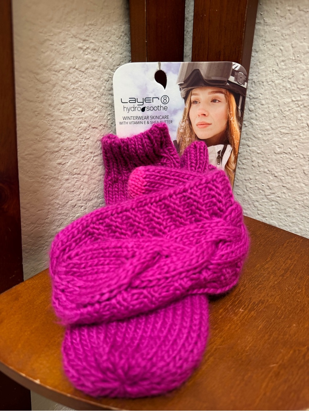 New.. Layer 8 Hydro Soothe Winterwear Skincare gloves or mittens Infused Lining